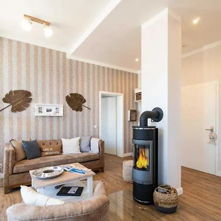 Autorenhaus App 09 Alfred Doeb Apartmán