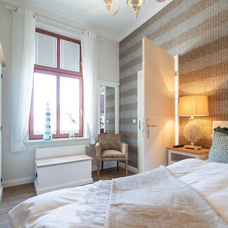 Autorenhaus App 09 Alfred Doeb * Heringsdorf (Usedom)